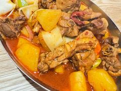 大盘鸡自带皮带面-贯贯吉·清真餐厅(浙江中路店)