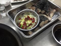 -屯老二农家铁锅炖·行业领军者(梅江店)
