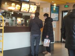 -麦当劳(卫星广场店)