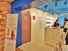-LINE FRIENDS Garosu-gil Flagship Store