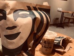 -星巴克(广州淘金路店)