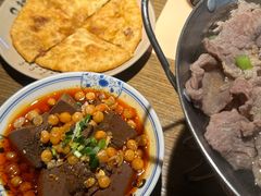 -肖四女乐山跷脚牛肉(南汇大学城生活广场店)