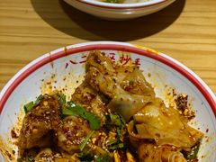 -八二小区抄手(龙湖上城天街店)