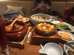 -云海肴·汽锅鸡·云南菜(天山百盛优客店)