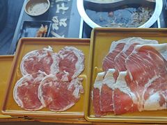 -牛武士寿喜烧·和牛火锅自助(全球首店)