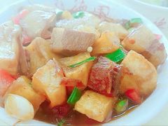 土豆烧肉盖码饭-百年德园(侯家塘店)