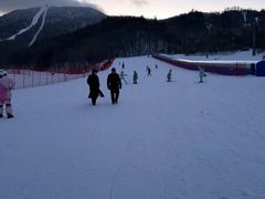 -亚布力新体委滑雪场