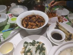 -鑫小城故事·藕汤·家常菜(台北一路总店)