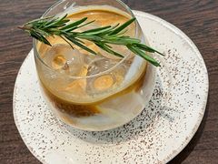 -Chom Cafe and Restaurant