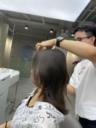 -变画·发型STUDIO