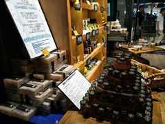 零售区-蜜蜂家的红茶馆(华府店)