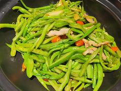 砂锅扁豆丝-雲蜀龙阁·金牌水煮鱼(方庄店)