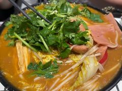 -肥汁米蘭香港米线(长宁来福士店)