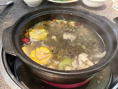 -野迹·石橄榄鸡·烧烤(新洲店)