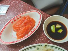 -四囍码头海鲜烧烤自助火锅(外滩南京东路悦荟广场店)