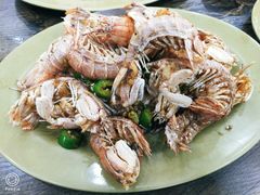 椒盐濑尿虾-贞姨美食·老字号海鲜大排档