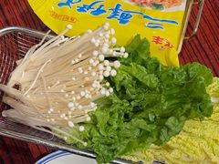 -沙胆彪炭炉牛杂煲(上海日月光广场店)