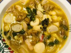 -亮欢寨酸汤鱼(沙冲路店)