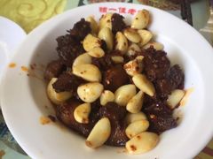 -独一佳老胡湘菜馆(矿山路店)