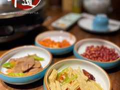 精品小菜-明洞阿姨·韩式酱蟹烤肉·创意料理(三元桥店)