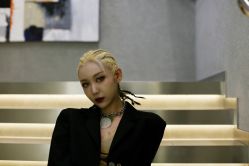 -变画·发型STUDIO