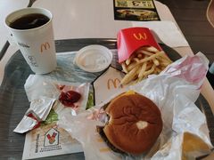 -麦当劳(得来速车道点餐 五里墩店)