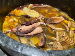 -蘑界·野生菌火锅(深业上城店)