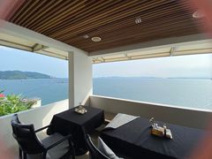 -蜜悦·波西塔诺悬崖海景餐厅