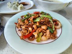 -巧克力渔家.小船海鲜胶东菜(万平口店)