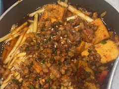 -川流不息·地道川菜·小龙虾(松东路店)