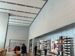 -Apple零售店(华贸购物中心店)