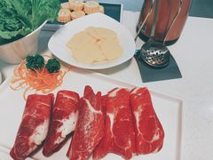 -煲王粤菜餐厅(中侨中心店)