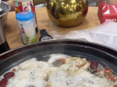 -濠轩阁特色生蚝火锅(水湾路店)
