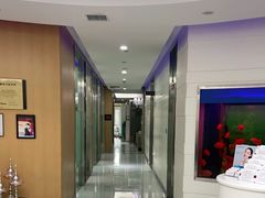 -雅悦齿科(顾村公园店)