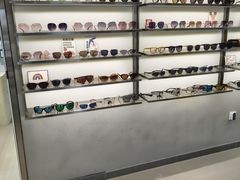-潘多拉眼镜·蔡司依视路明月(潘家园店)