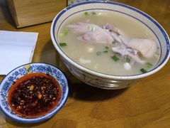 -易老妈蹄花.创于1935(总店)