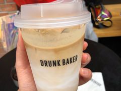 招牌拿铁-DRUNK BAKER(上海陕康里店)