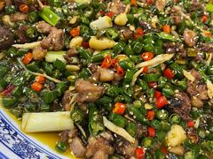 -三大钵江湖菜(空港店)