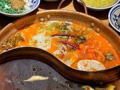 -洱火云南酸菜牛肉火锅(石景山当代商城店)