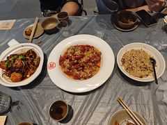 -肥肥虾庄·金牌油焖大虾(杨园滨江时代walk店)