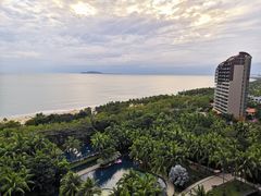 -三亚湾海居铂尔曼度假酒店