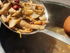 -蘑界·野生菌火锅(深业上城店)