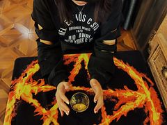 -雪灵魔法世界SHELLY’S TAROT(大良桂畔里店)