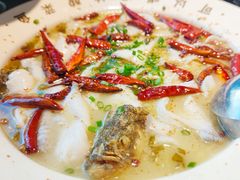 鲈鱼酸菜鱼-川里谈·川味小馆(北京路店)