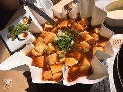 -穹六人间 people 6(岳阳路店)