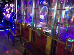 -嗨翻Hi-Fun竞技主题乐园·蹦床团建生日聚会(五棵松华熙店)