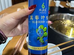 -果松木炭酸菜铜火锅·外婆参鸡汤