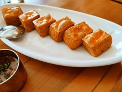 -菌自由丨野生菌火锅特色庭院餐厅(丽江古城店)