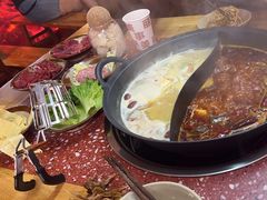 -赵美丽·重庆社区火锅·直营店(火车东站·中豪国际店)