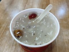-江三王记牛杂馆(总店)